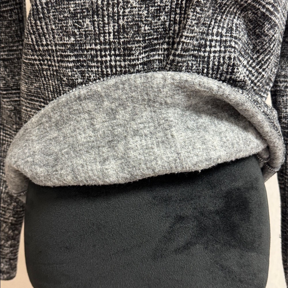 J. Crew Black and White Knit Cowl neck Sweater Women’s M - Picture 6 of 6